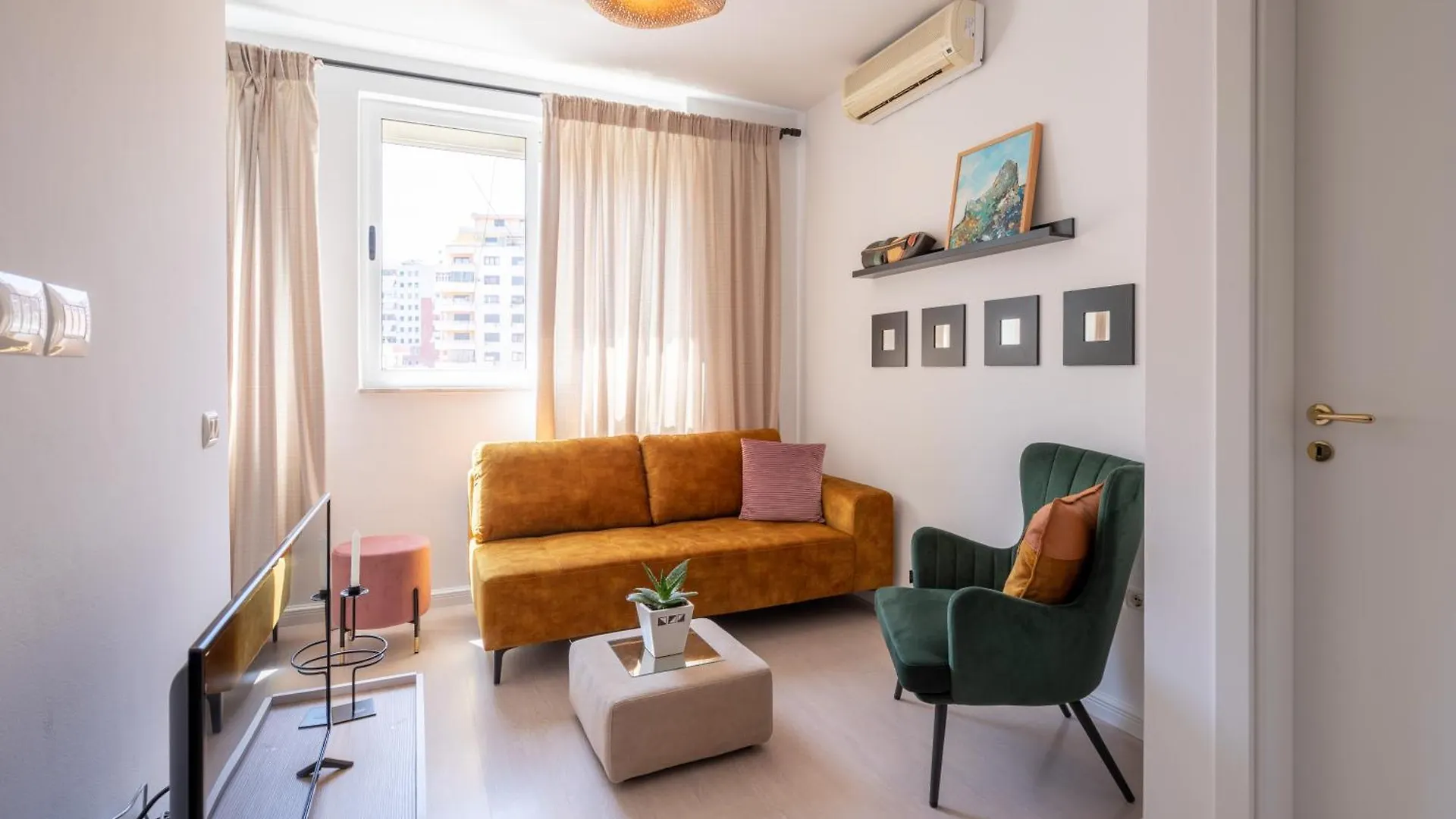 Garden Lake City Apartment'S Tirana Albanien